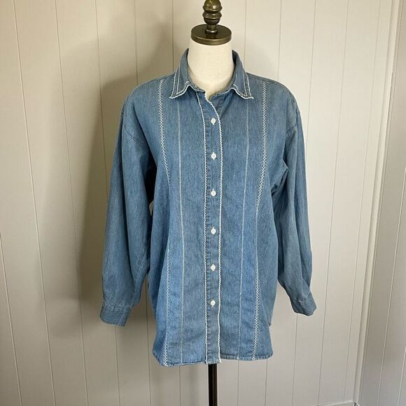 Vtg Capacity Womens Medium Button Front Chambray Blue Denim Shirt Embroidered - Picture 1 of 15